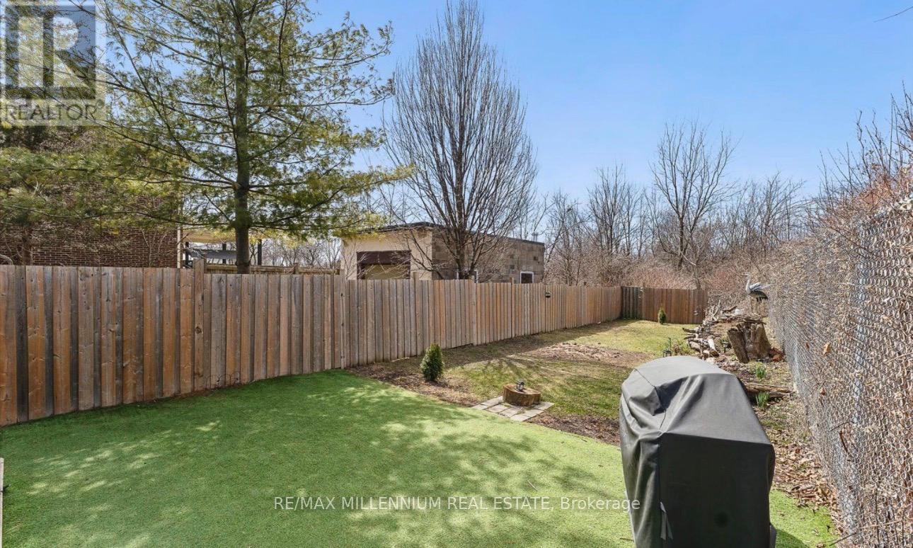 1106 Haig Boulevard, Mississauga, Ontario  L5E 2M5 - Photo 24 - W13101362