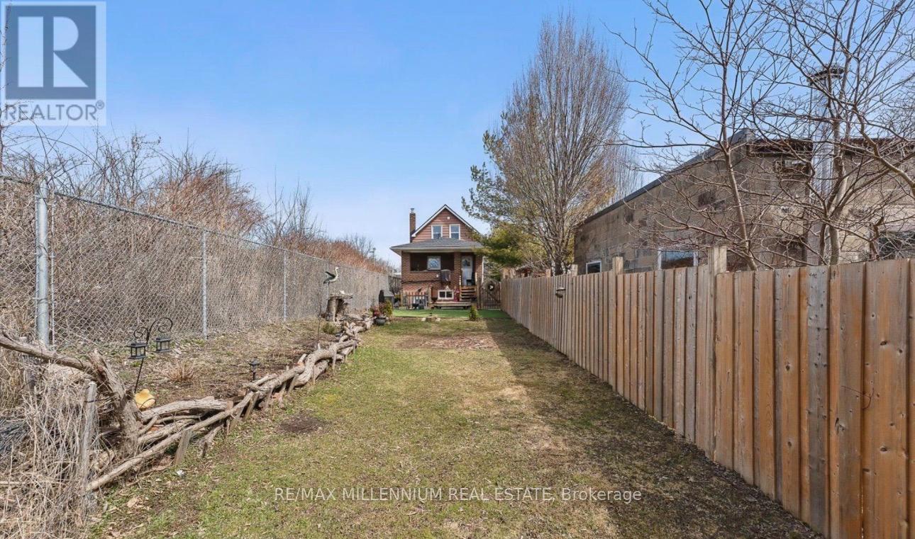 1106 Haig Boulevard, Mississauga, Ontario  L5E 2M5 - Photo 25 - W13101362