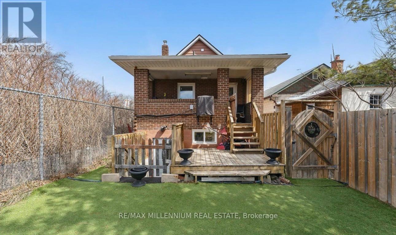 1106 Haig Boulevard, Mississauga, Ontario  L5E 2M5 - Photo 5 - W13101362