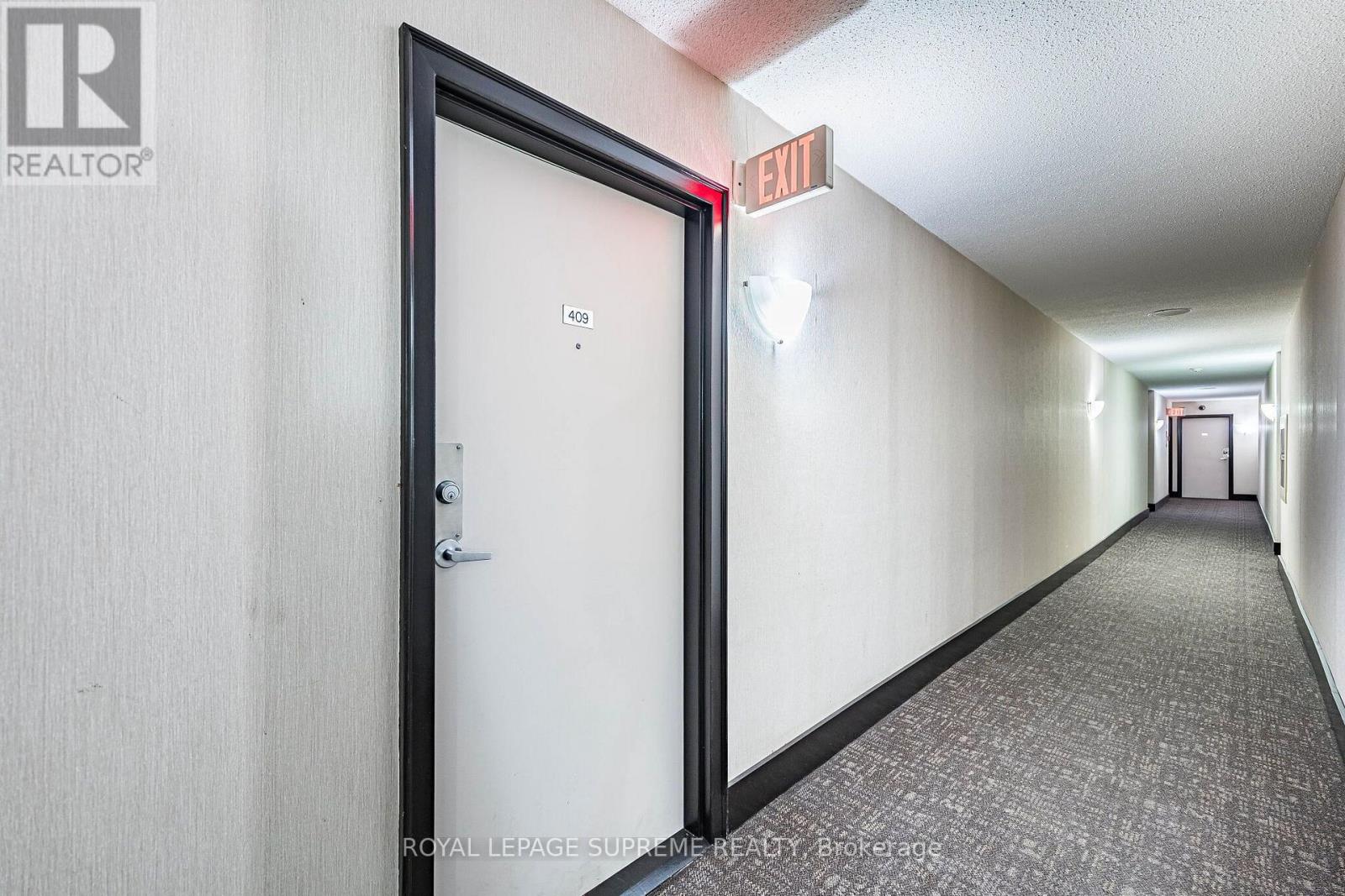 409 - 3559 Eglinton Avenue W, Toronto, Ontario  M6M 5C6 - Photo 3 - W13101422