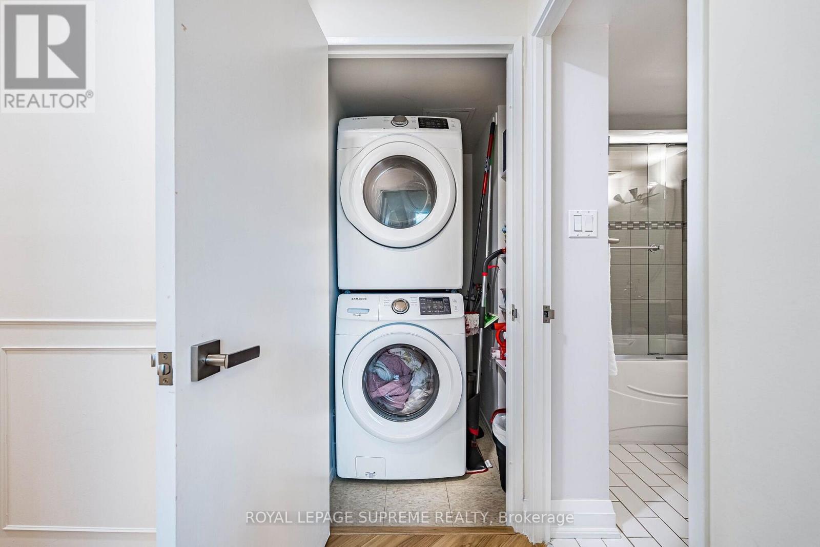 409 - 3559 Eglinton Avenue W, Toronto, Ontario  M6M 5C6 - Photo 38 - W13101422