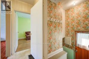 31 Melody Road S, Toronto, Ontario  M9M 1C9 - Photo 11 - W13101466