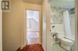 31 Melody Road S, Toronto, Ontario  M9M 1C9 - Photo 17 - W13101466