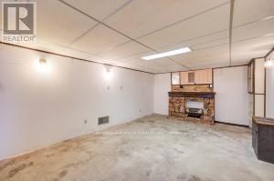 31 Melody Road S, Toronto, Ontario  M9M 1C9 - Photo 31 - W13101466
