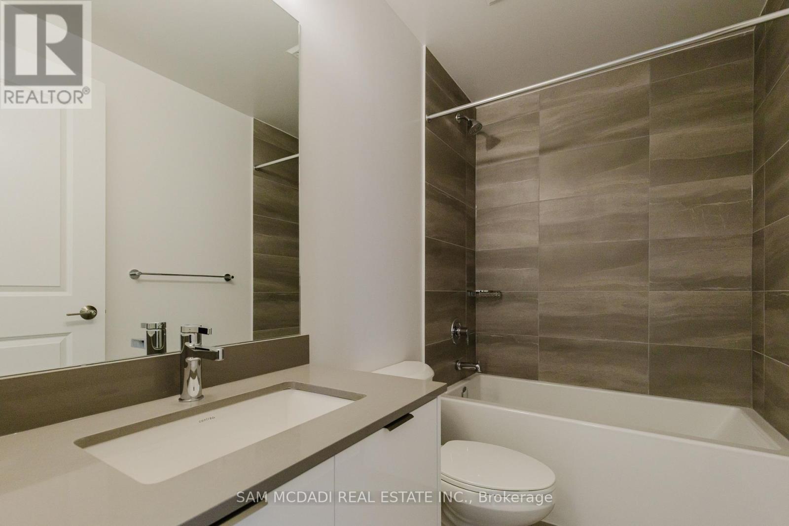 2003 - 202 Burnhamthorpe Road E, Mississauga, Ontario  L5A 0B2 - Photo 18 - W13101538