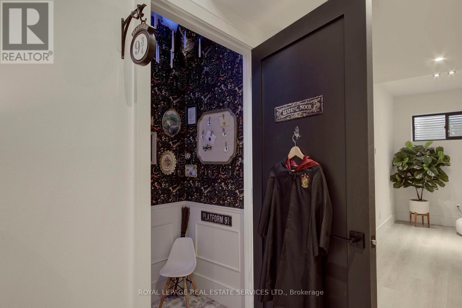 1403 Wren Avenue, Oakville, Ontario  L6L 2V7 - Photo 43 - W13101592
