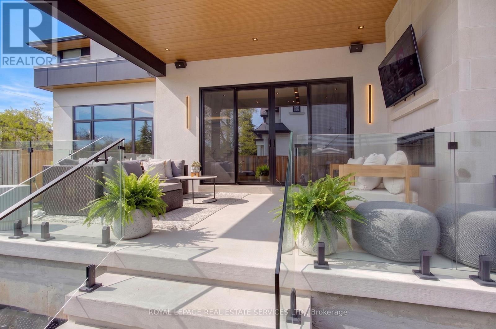 1403 Wren Avenue, Oakville, Ontario  L6L 2V7 - Photo 47 - W13101592