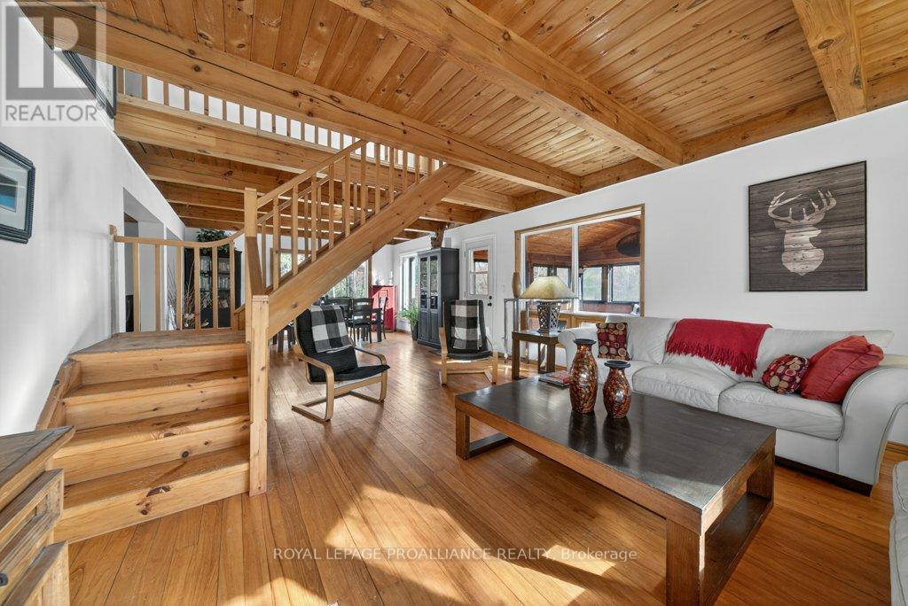 1205 HEAD ROAD, Frontenac, Ontario