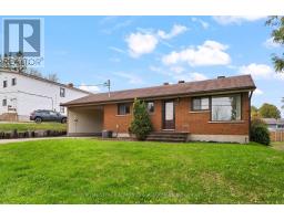 90 DEACON STREET, Pembroke, Ontario