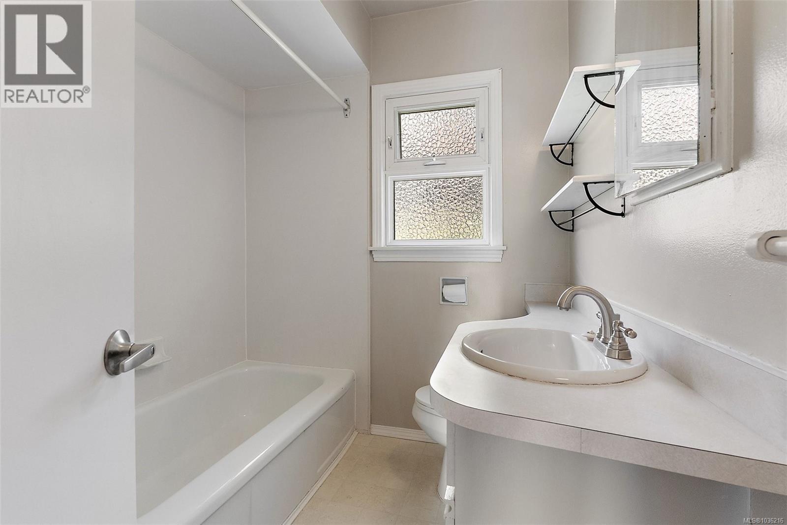1290 Derby Rd, Saanich, British Columbia  V8P 1S8 - Photo 21 - 1036216