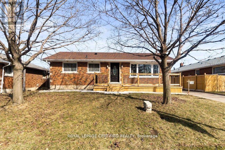 38 COLLIER ROAD, Thorold, Ontario