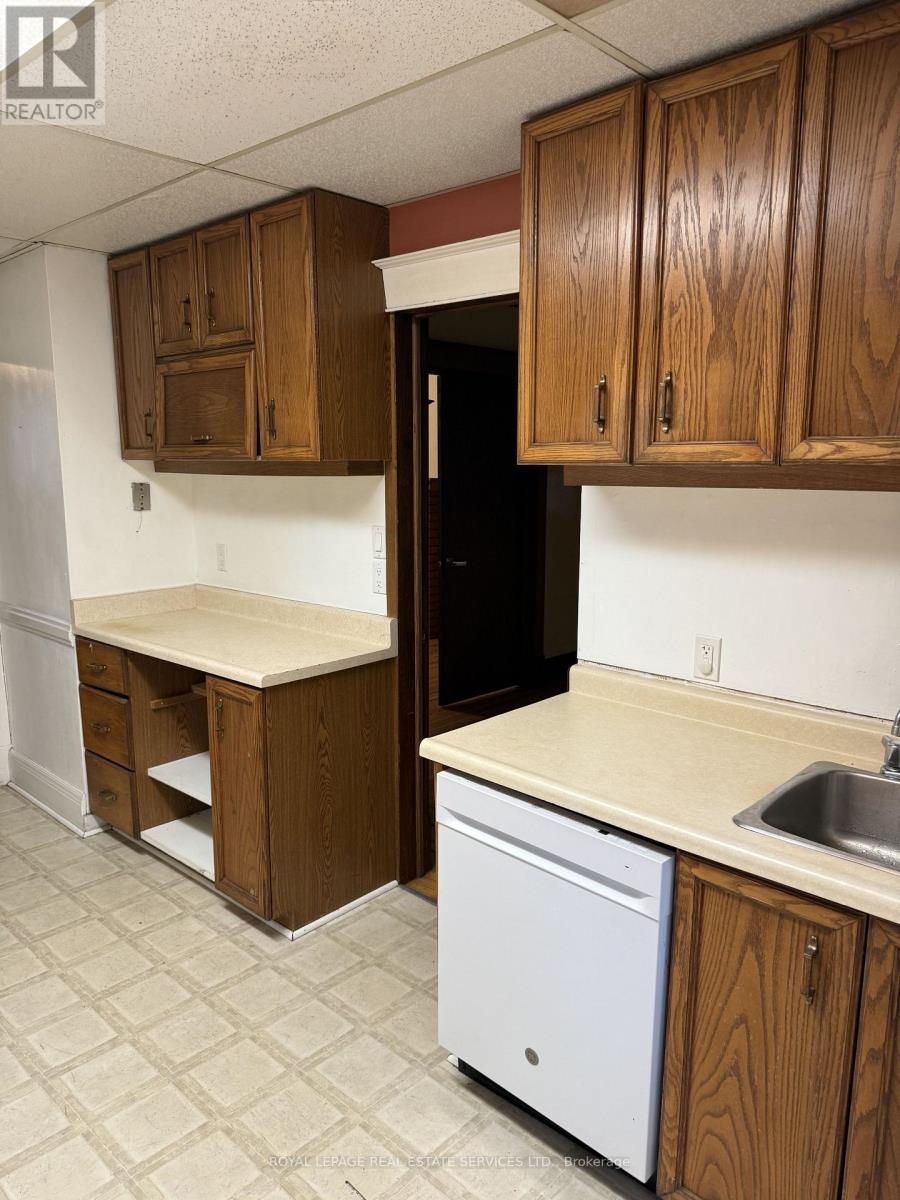 Upper - 38 North Oval, Hamilton, Ontario  L8S 3Y6 - Photo 6 - X13101482