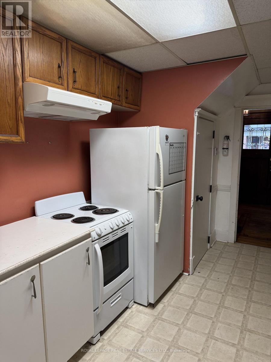 Upper - 38 North Oval, Hamilton, Ontario  L8S 3Y6 - Photo 7 - X13101482