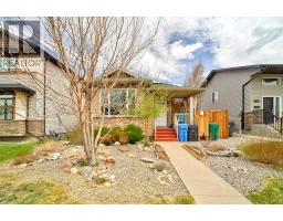 121 Mt Sundance Crescent W, Lethbridge, Alberta
