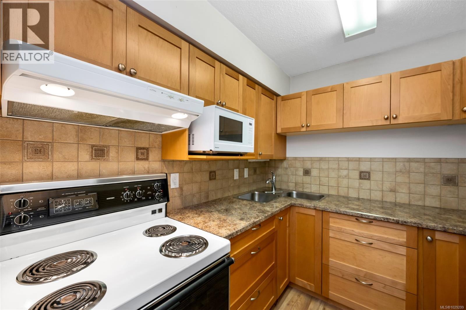 38 278 Island Hwy, View Royal, British Columbia  V9B 1G5 - Photo 11 - 1029299
