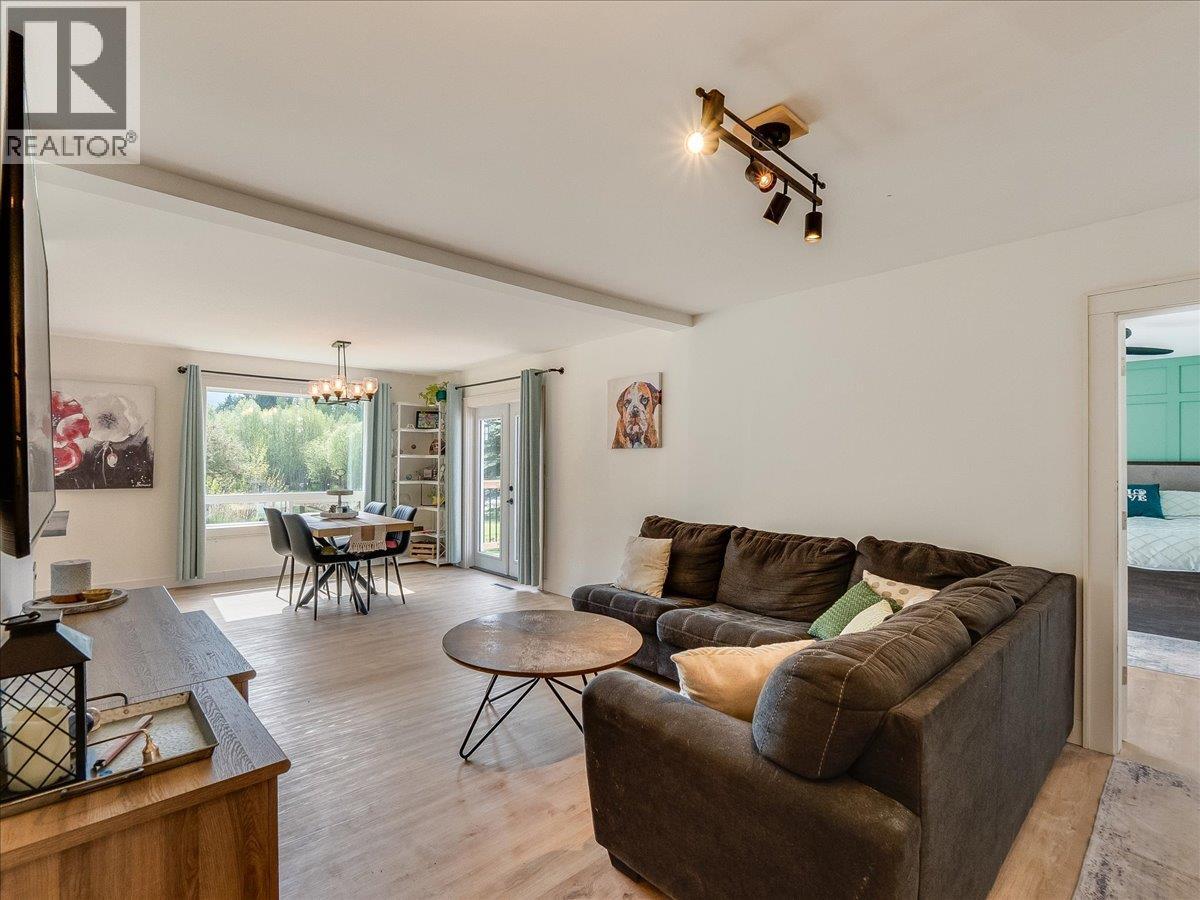 3018 6 Highway, Slocan Park, British Columbia  V0G 2E0 - Photo 42 - 10386255