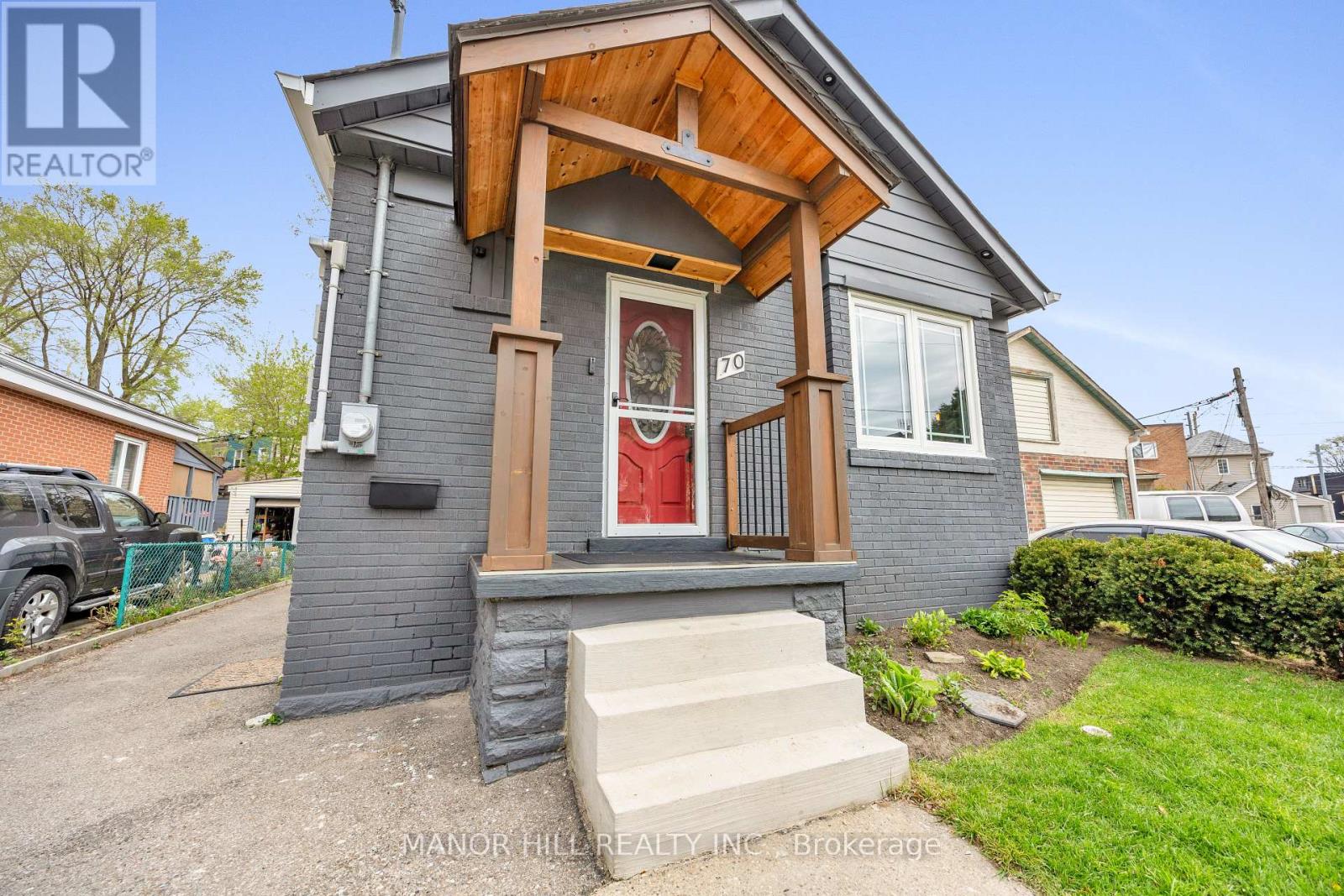 70 Bernice Crescent, Toronto, Ontario  M6N 1X2 - Photo 2 - W13100276