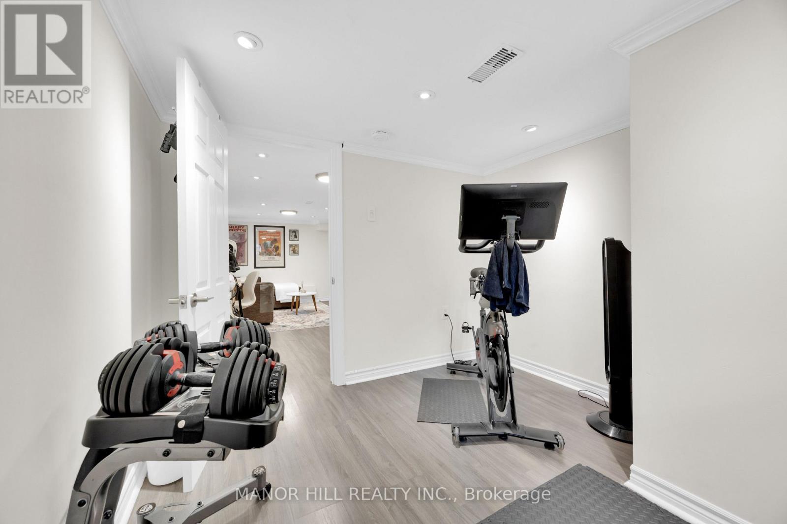 70 Bernice Crescent, Toronto, Ontario  M6N 1X2 - Photo 19 - W13100276