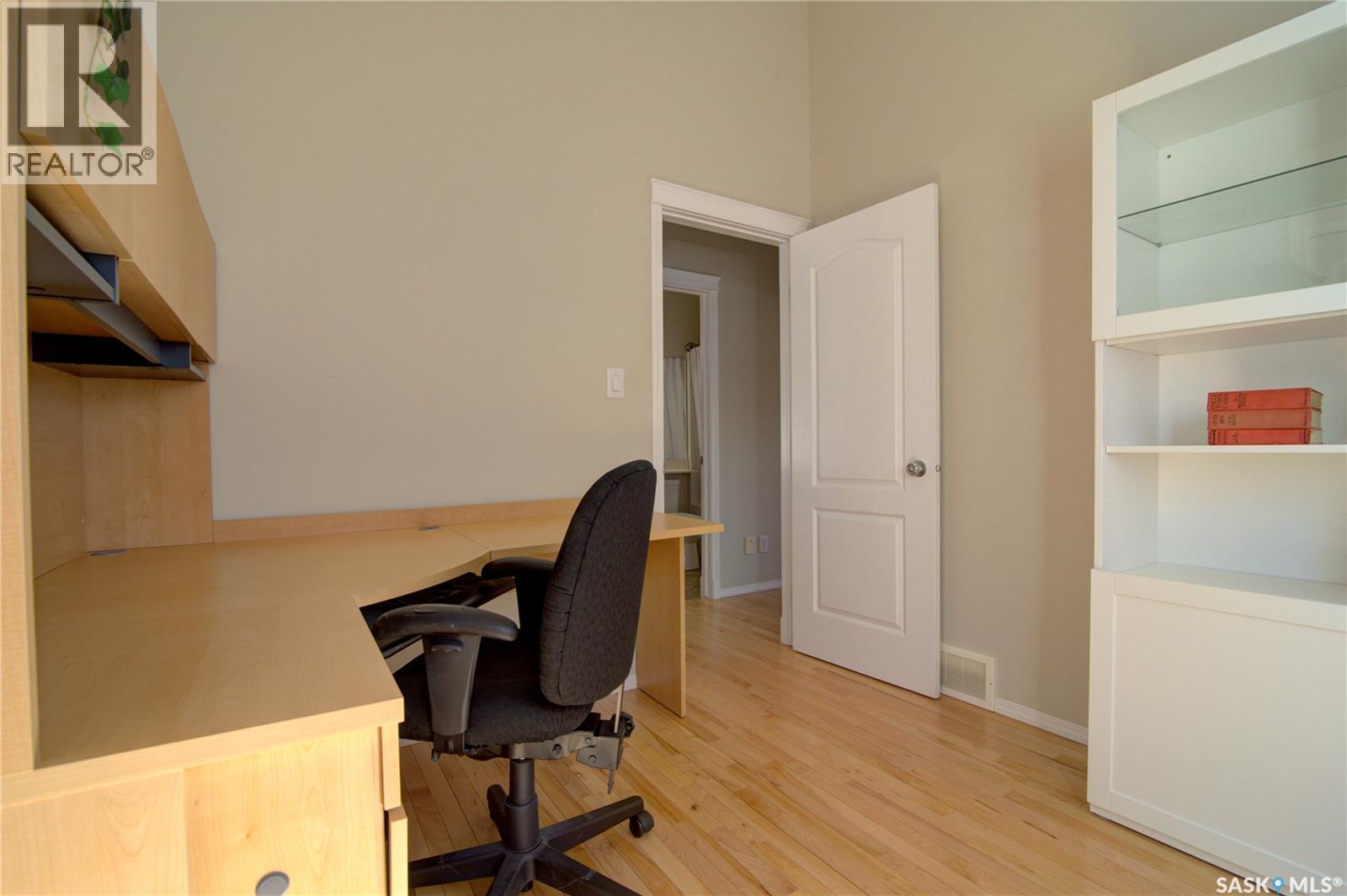 3023 Cranbourn Crescent, Regina, Saskatchewan  S4V 3B3 - Photo 17 - SK035382