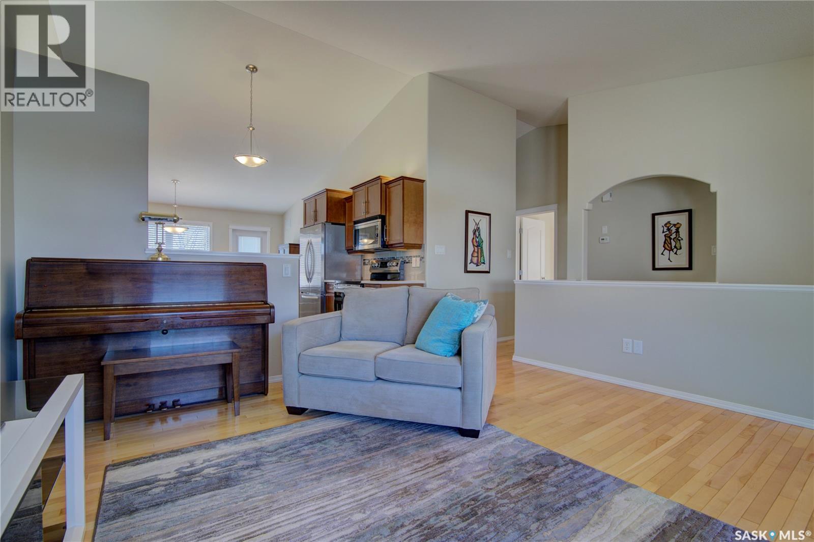 3023 Cranbourn Crescent, Regina, Saskatchewan  S4V 3B3 - Photo 7 - SK035382