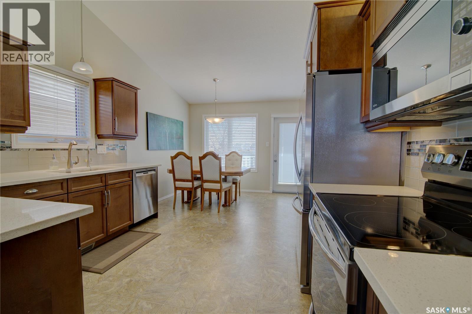 3023 Cranbourn Crescent, Regina, Saskatchewan  S4V 3B3 - Photo 9 - SK035382