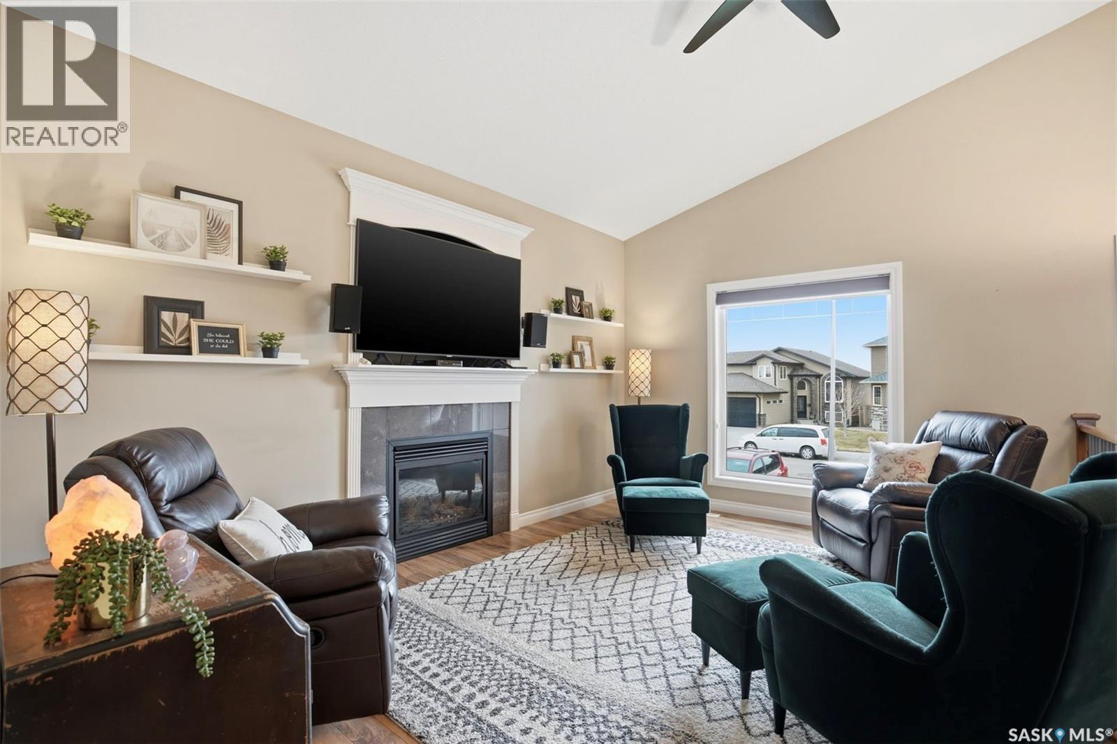 139 Pulles Crescent, Saskatoon, Saskatchewan  S7R 0B4 - Photo 2 - SK035326