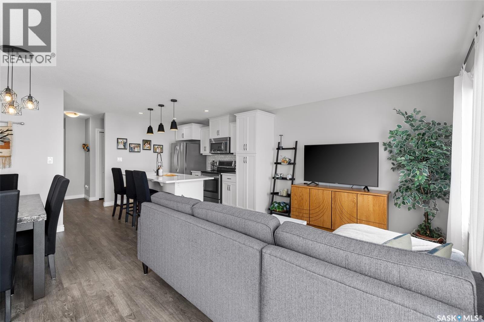 145 Plains Circle, Pilot Butte, Saskatchewan  S0G 0H5 - Photo 15 - SK035199