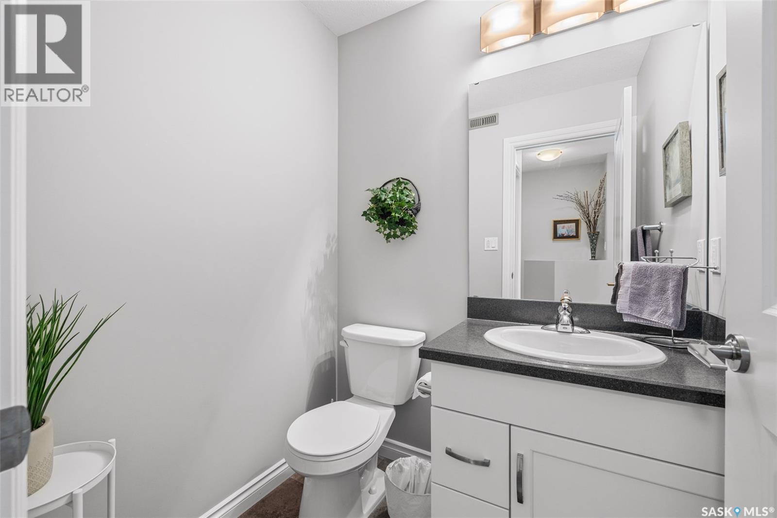 145 Plains Circle, Pilot Butte, Saskatchewan  S0G 0H5 - Photo 5 - SK035199