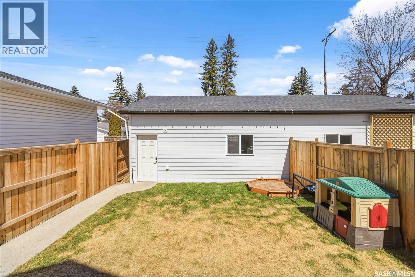 1405 12th Street E, Saskatoon, Saskatchewan  S7H 0E7 - Photo 46 - SK035176