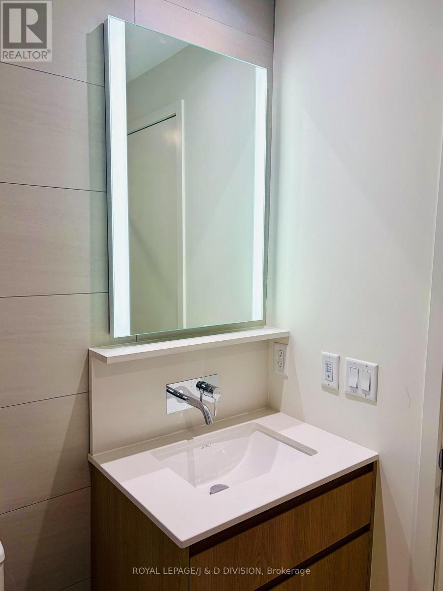 510 - 322 Dupont Street, Toronto, Ontario  M5R 0E3 - Photo 7 - C13101134