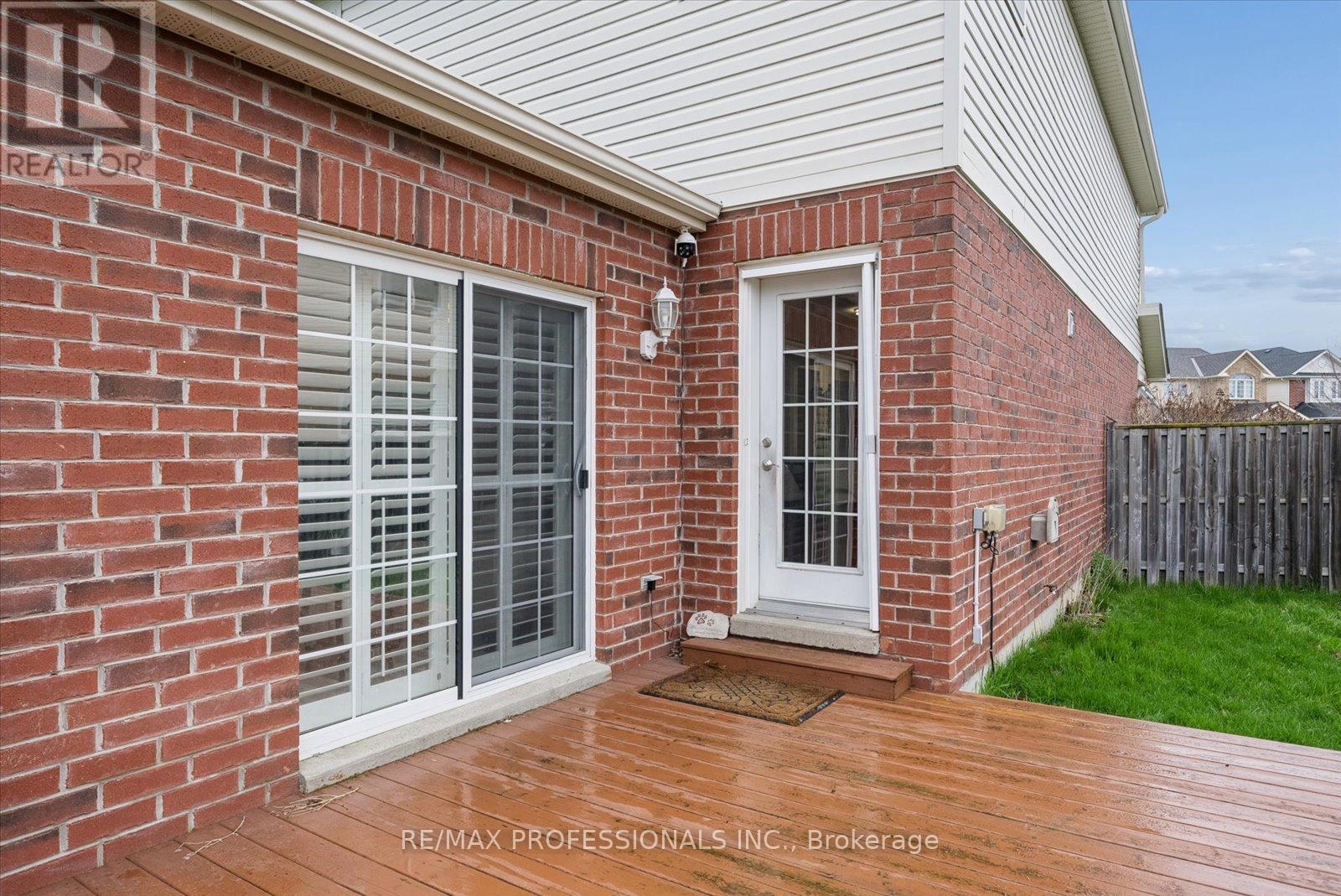 1649 Northfield Avenue, Oshawa, Ontario  L1K 0K8 - Photo 30 - E13099138