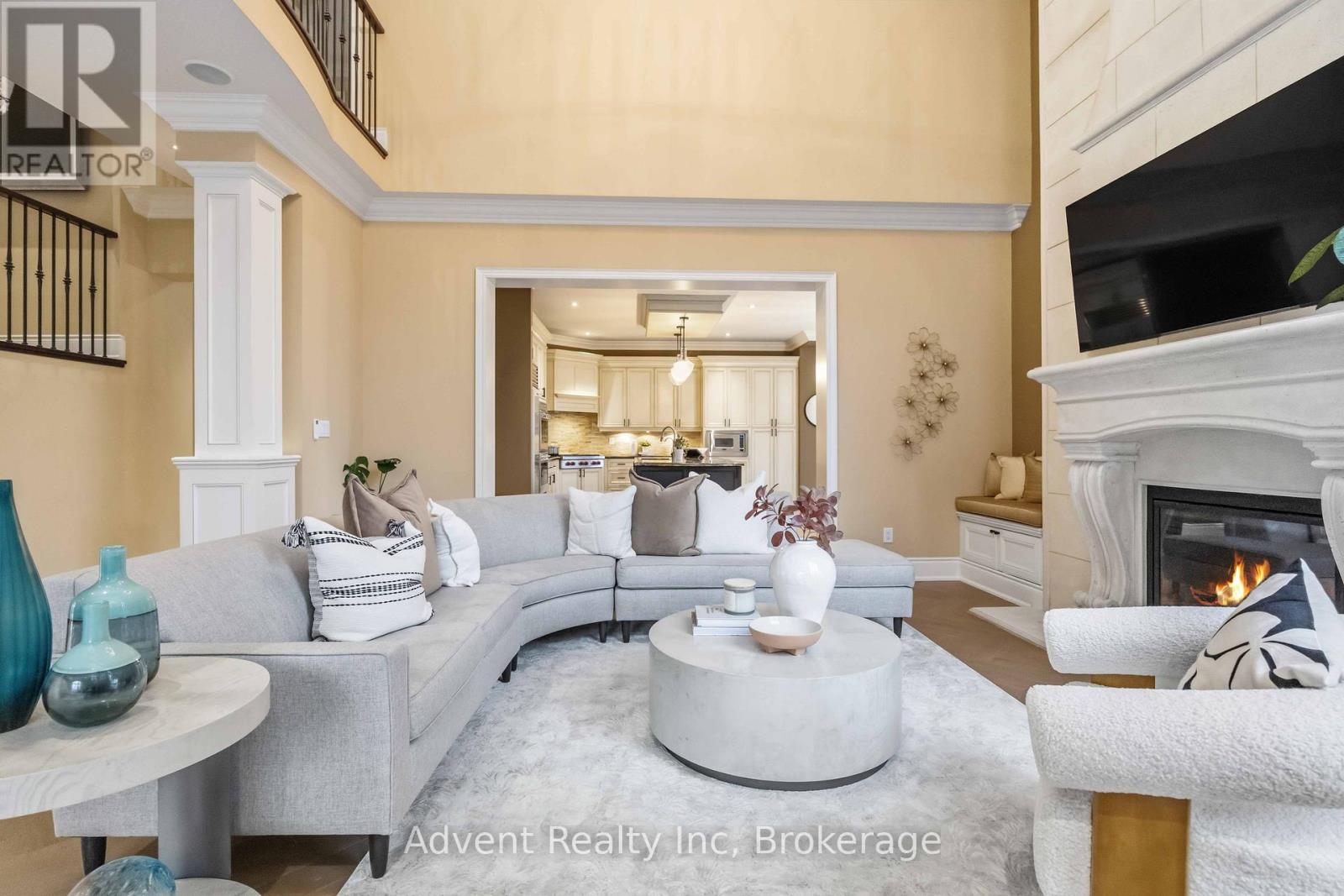 183 Angus Glen Boulevard, Markham, Ontario  L6C 0K1 - Photo 3 - N12950772