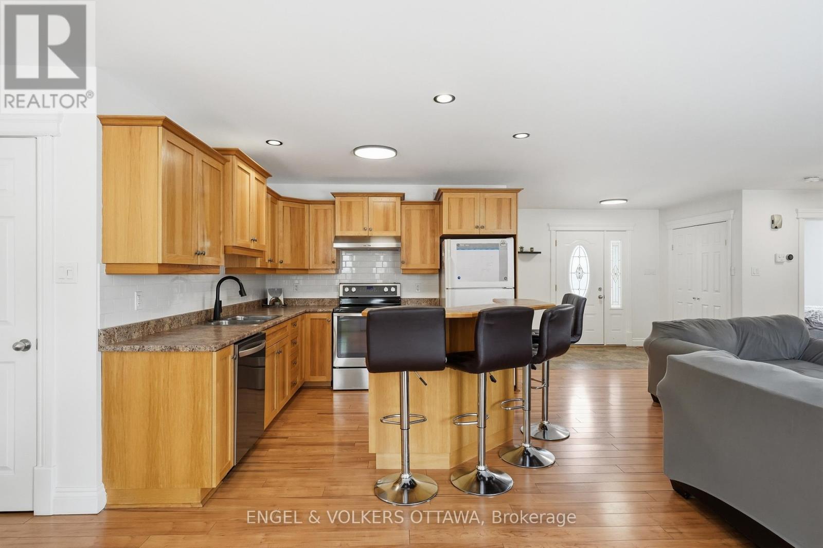 27 Ivy Avenue, Renfrew, Ontario  K7V 4C9 - Photo 12 - X12919022