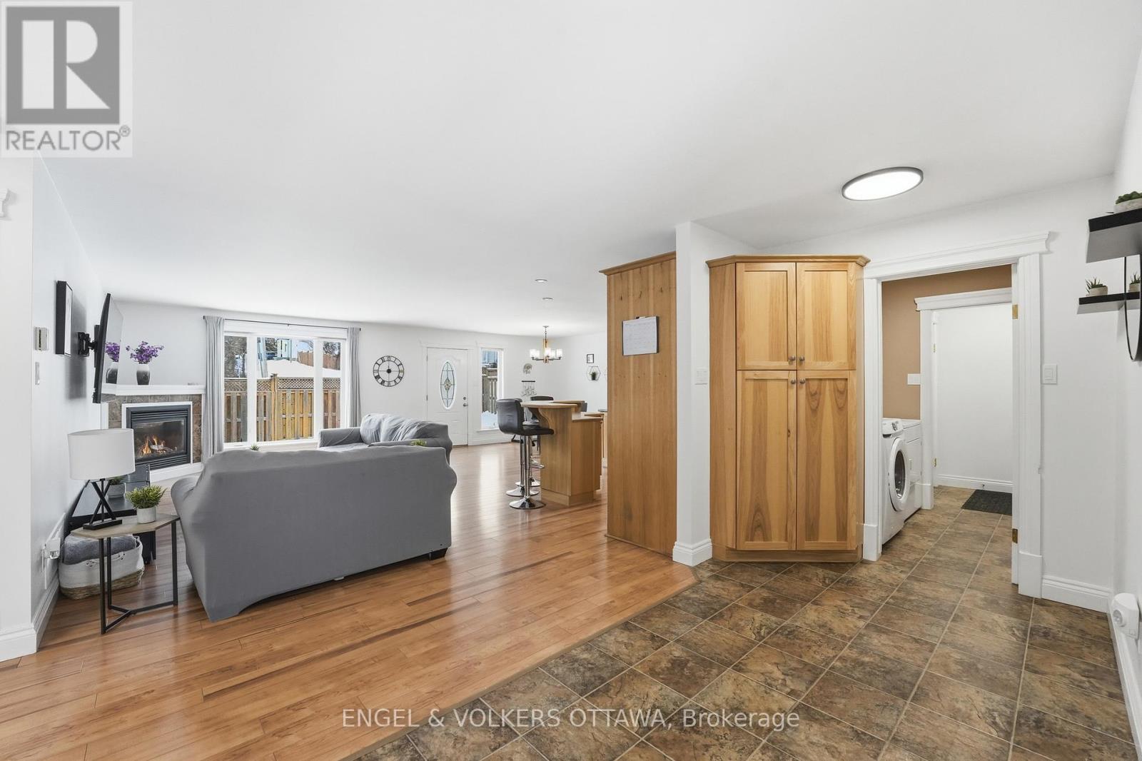 27 Ivy Avenue, Renfrew, Ontario  K7V 4C9 - Photo 4 - X12919022
