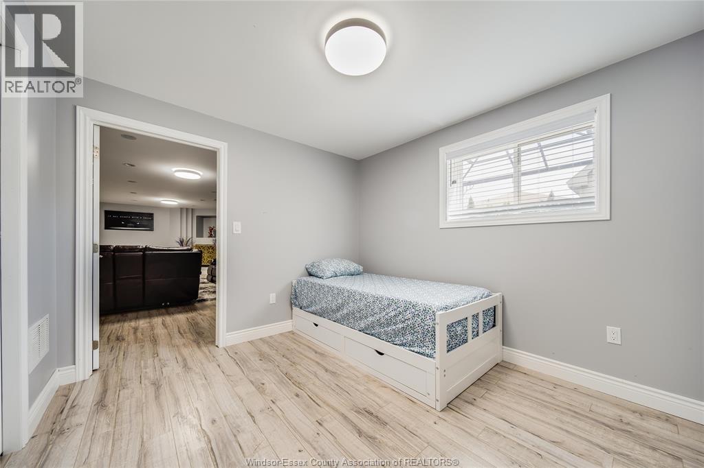 1032 Frederica Avenue, Windsor, Ontario  N8P 1V7 - Photo 32 - 26010043
