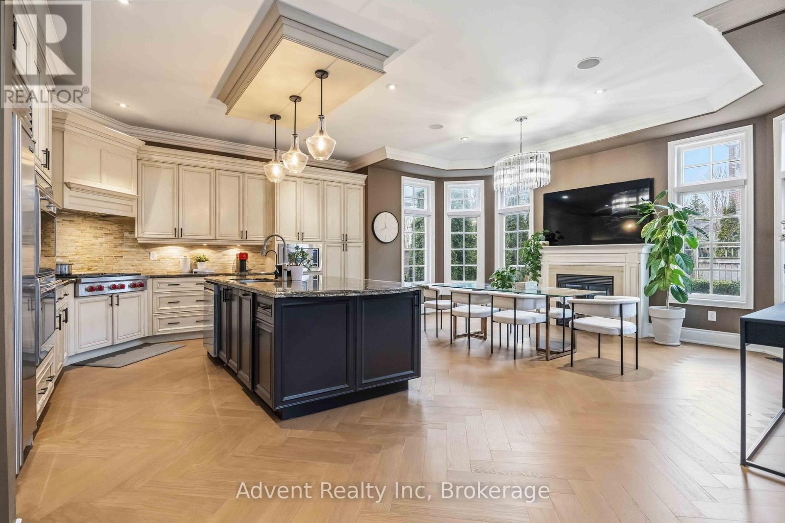 183 Angus Glen Boulevard, Markham, Ontario  L6C 0K1 - Photo 12 - N12950772