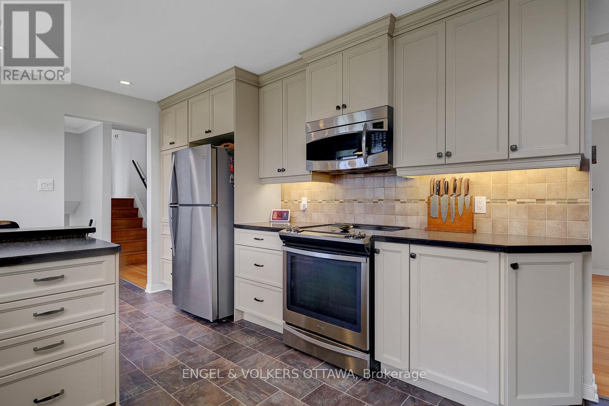 2963 Roger Stevens Drive E, Ottawa, Ontario  K0A 2T0 - Photo 10 - X13101530