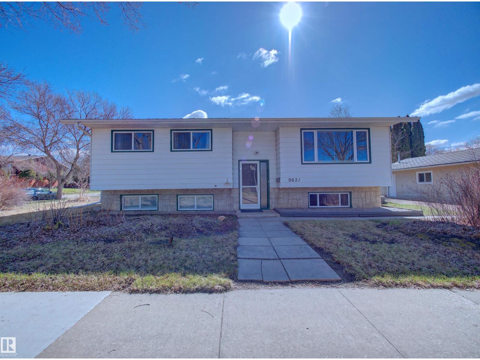 9621 89A ST, fort saskatchewan, Alberta