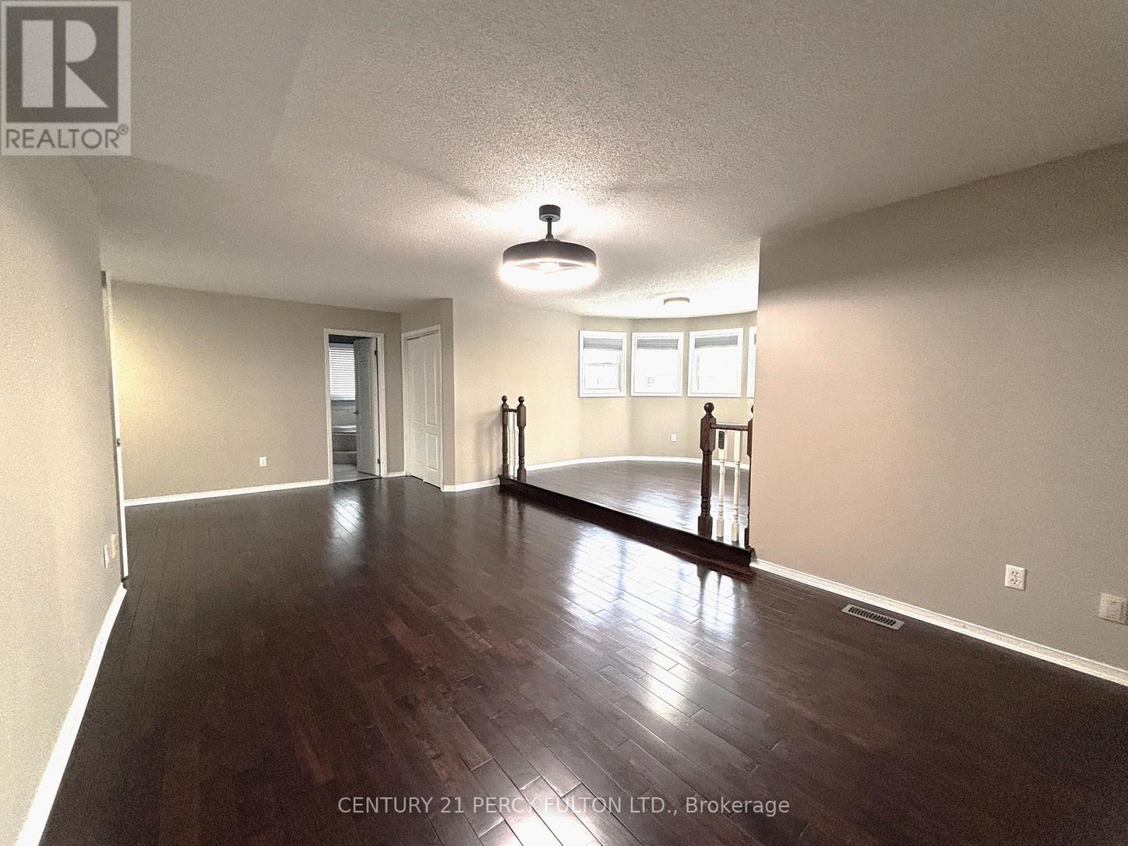54 Cityview Circle, Barrie, Ontario  L4N 7V1 - Photo 20 - S13024080