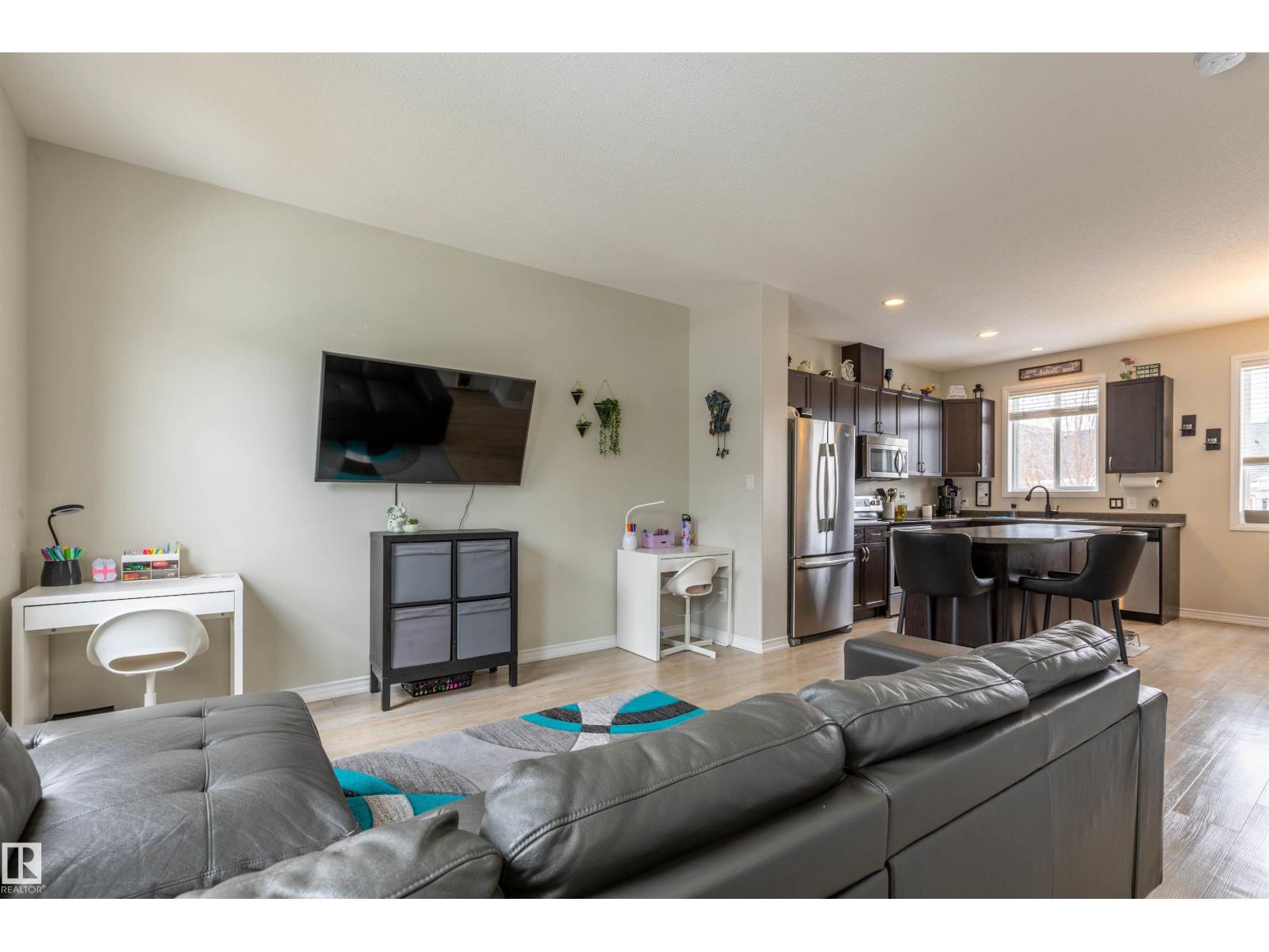 9832 105 Av, Morinville, Alberta  T8R 0C1 - Photo 4 - E4486504