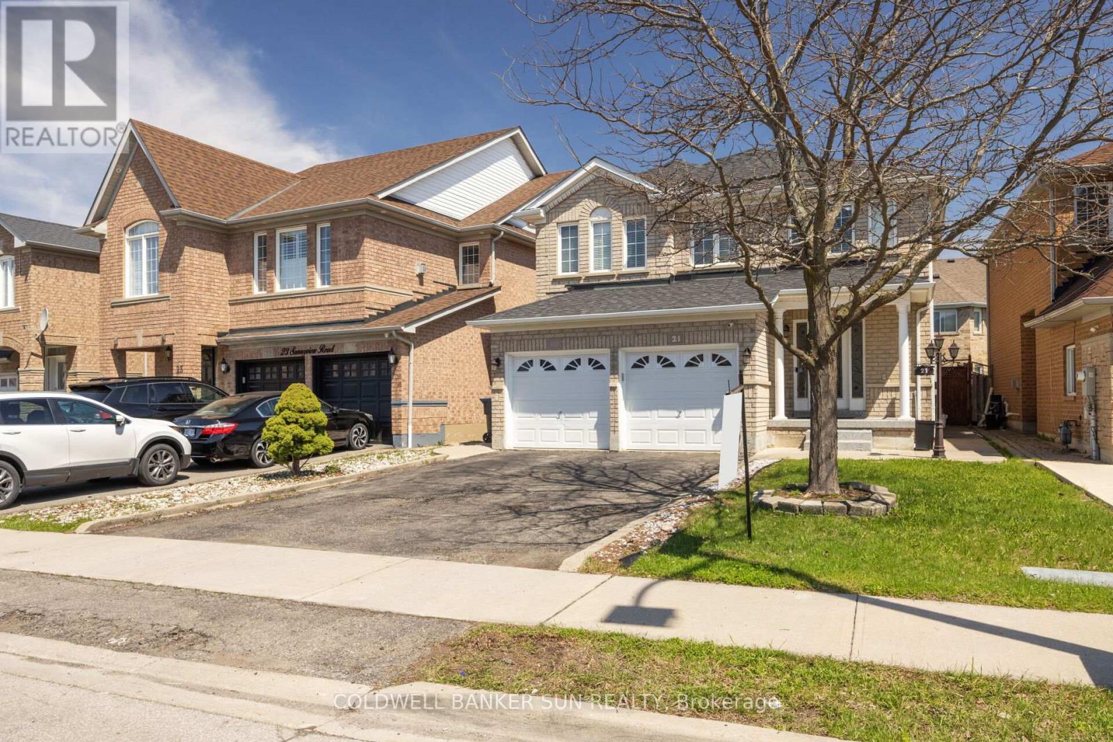 21 Sunnyview Road, Brampton, Ontario  L7A 3E4 - Photo 3 - W13095634