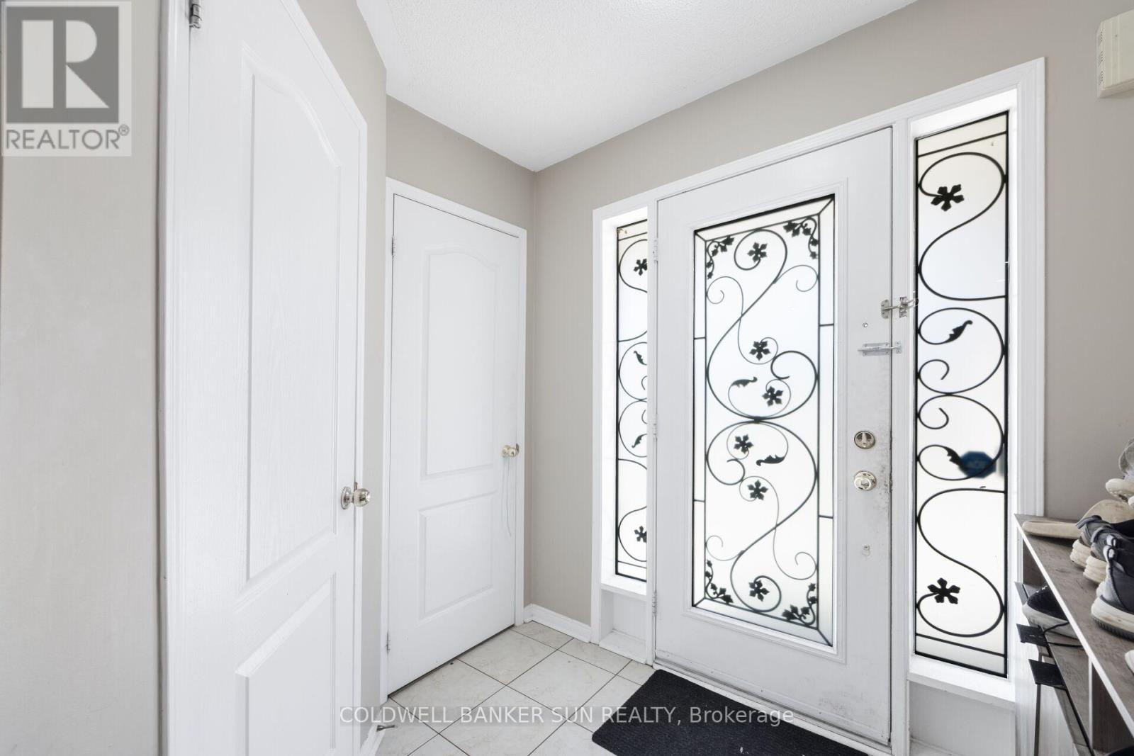 21 Sunnyview Road, Brampton, Ontario  L7A 3E4 - Photo 8 - W13095634