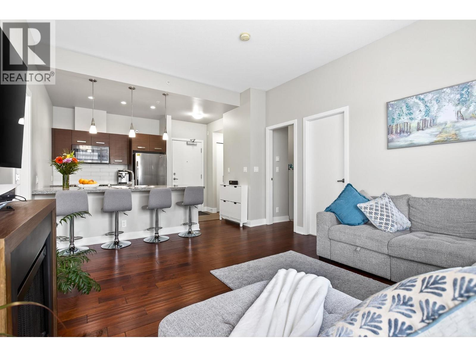 409 2957 Glen Drive, Coquitlam, British Columbia  V3B 0B5 - Photo 10 - R3121251