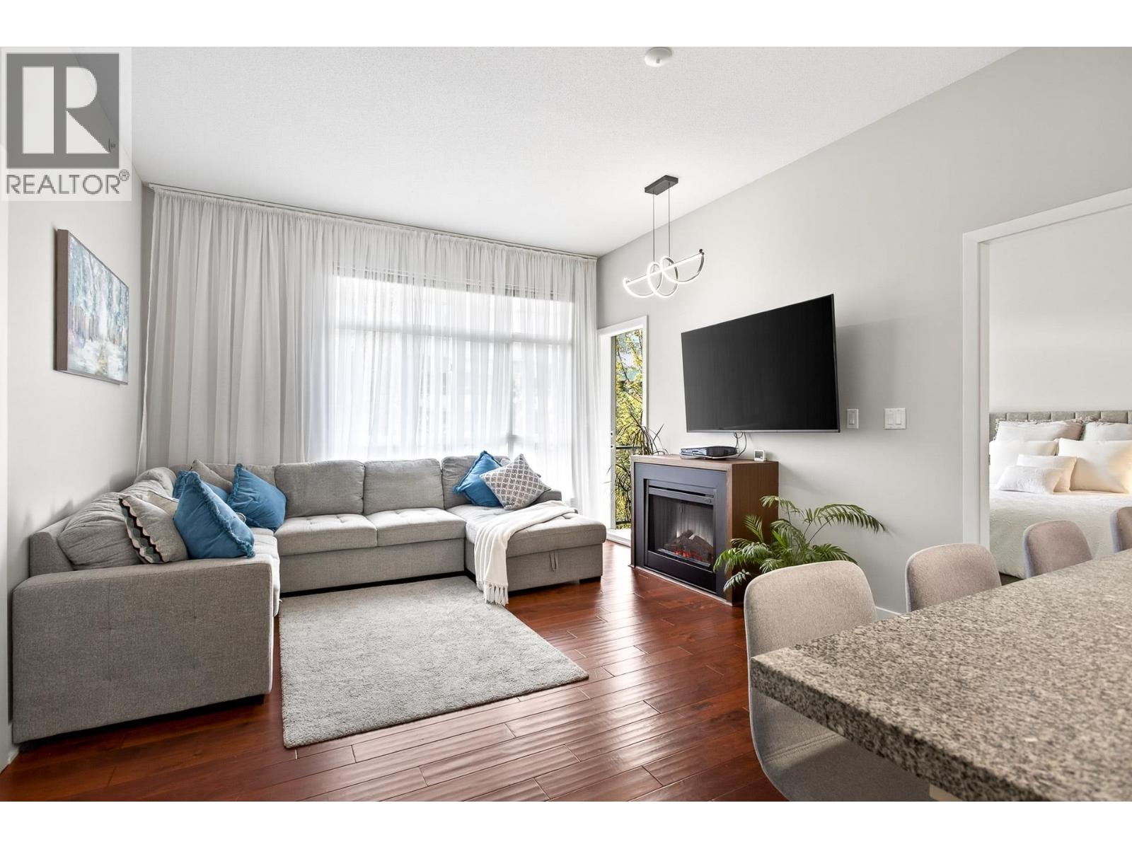 409 2957 Glen Drive, Coquitlam, British Columbia  V3B 0B5 - Photo 6 - R3121251