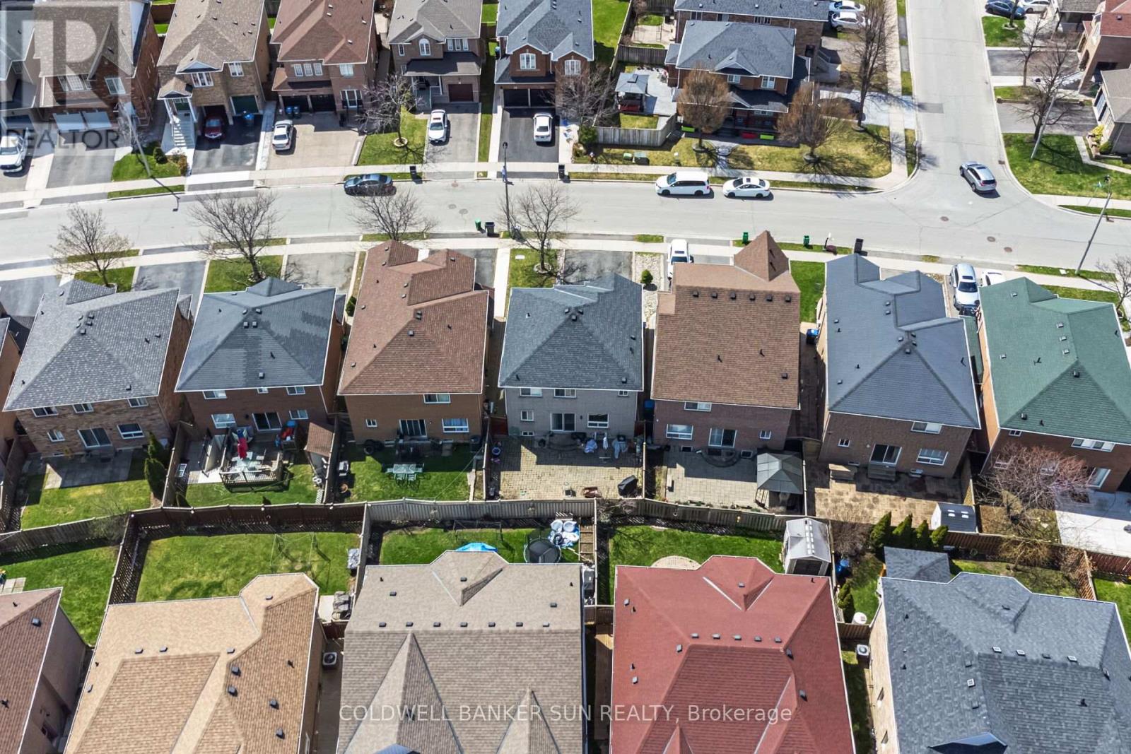 21 SUNNYVIEW ROAD, Brampton, Ontario