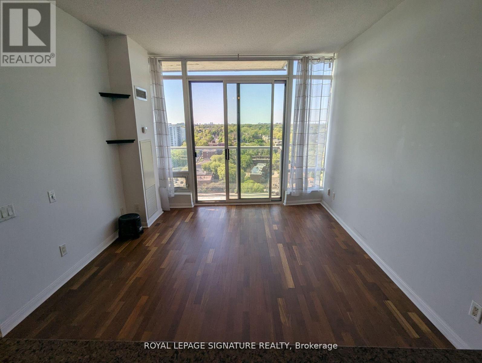 1803 - 15 Windermere Avenue, Toronto, Ontario  M6S 5A2 - Photo 10 - W13101310