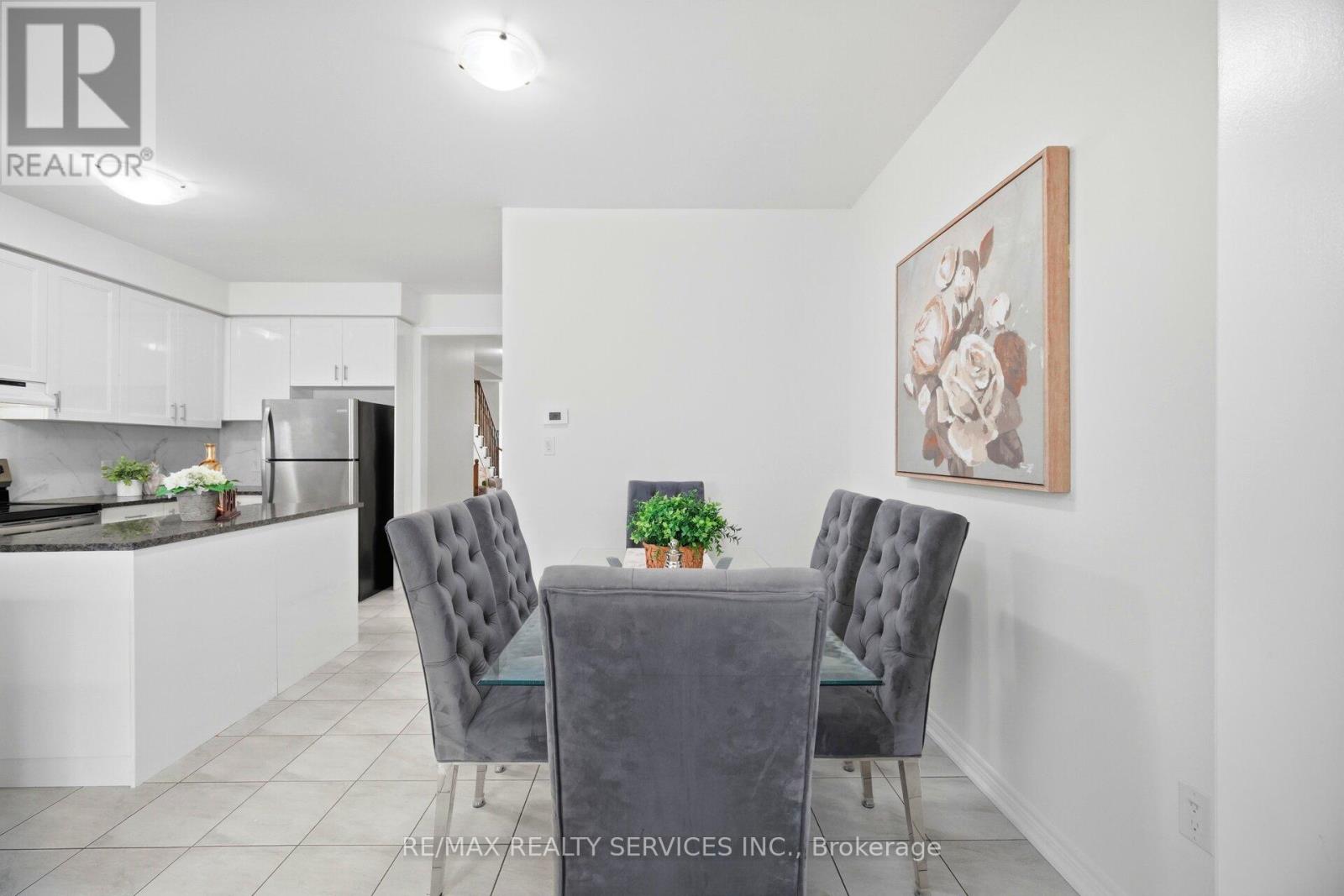 8 Oleary Road, Brampton, Ontario  L7A 4W9 - Photo 15 - W13101398