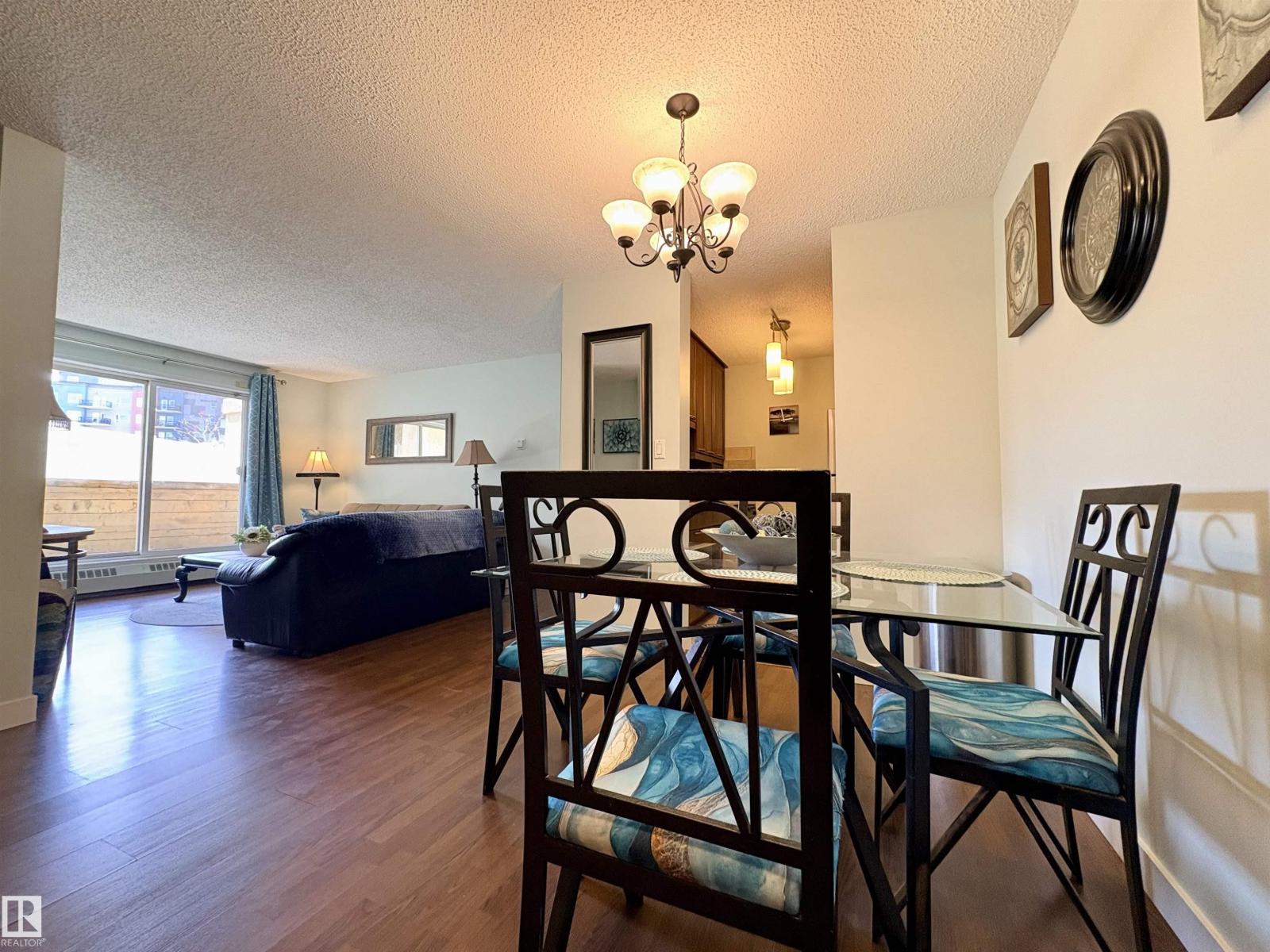 #163 10520 120 St Nw, Edmonton, Alberta  T5H 4L9 - Photo 3 - E4486495