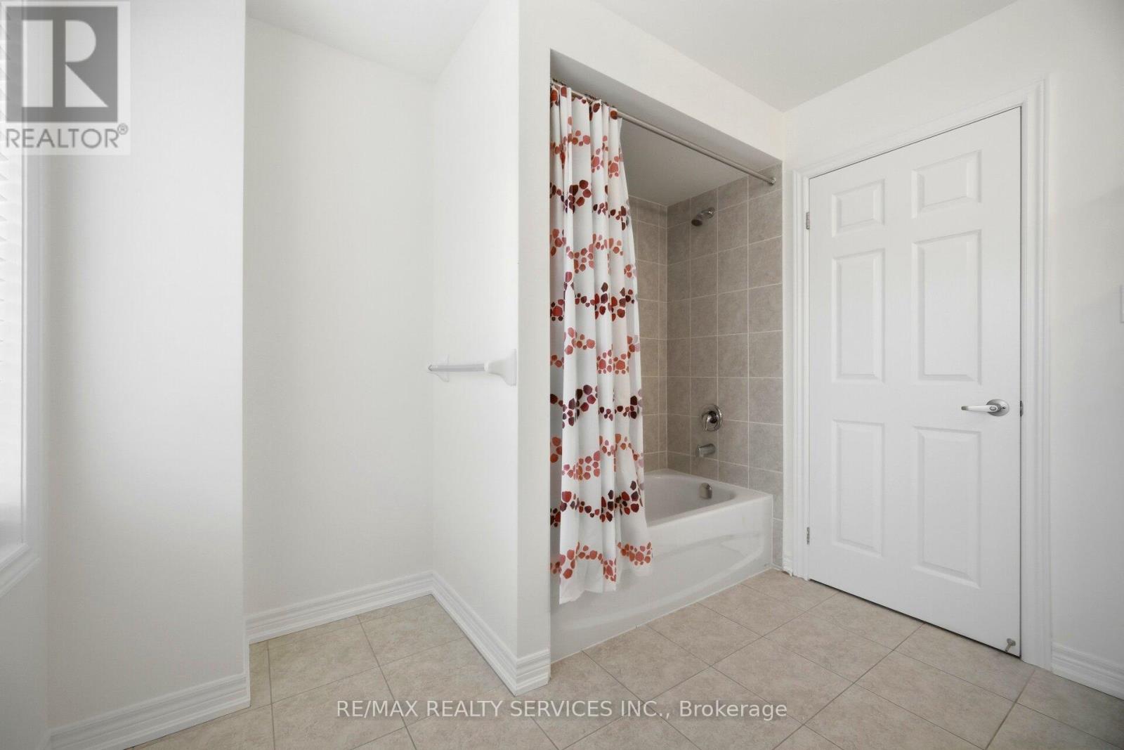 8 Oleary Road, Brampton, Ontario  L7A 4W9 - Photo 32 - W13101398