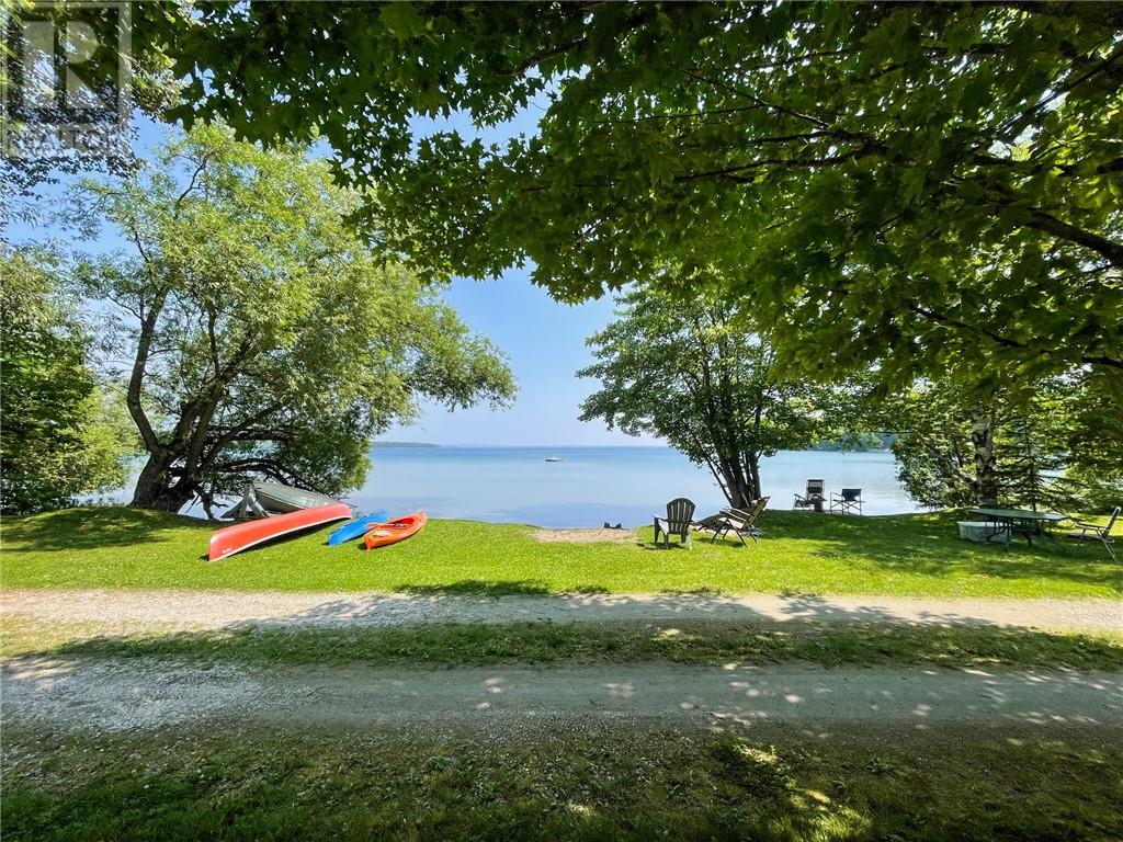 29 Sidney Lane, Mindemoya, Ontario  P0P 1s0 - Photo 3 - 2127630